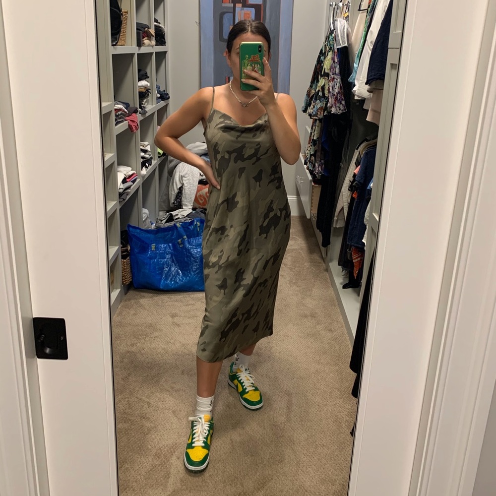 Banana republic camo dress